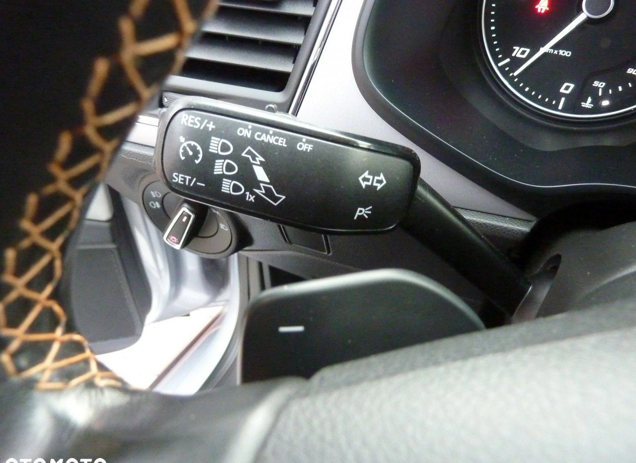 Seat Leon cena 79900 przebieg: 140300, rok produkcji 2018 z Tolkmicko małe 781